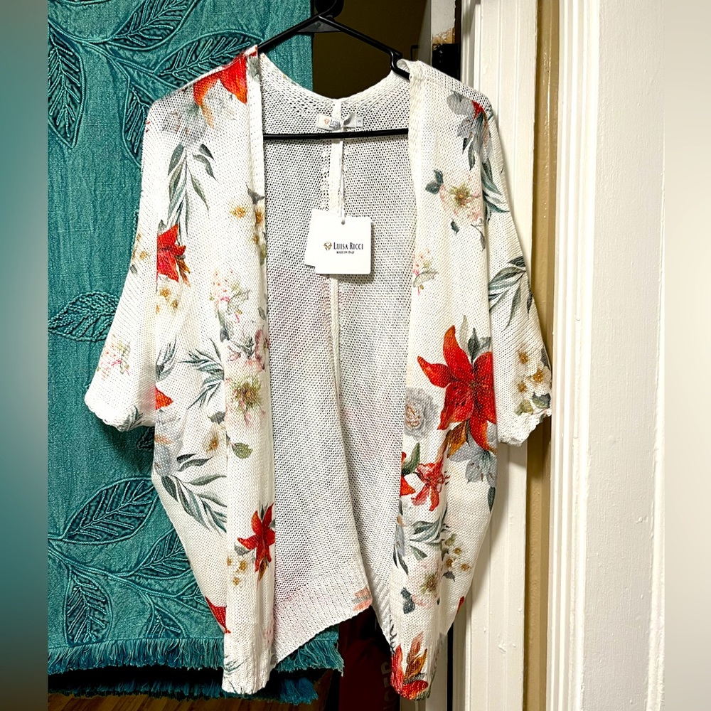 ✨NWT LOOSE KNIT FLORAL BATWING CARDIGAN✨